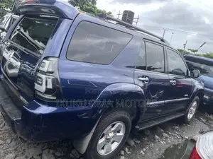Toyota 4-Runner Limited 2008 Blue