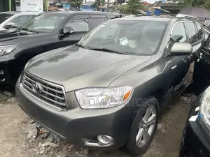 Toyota Highlander Limited 2010 Green