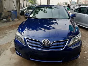Toyota Camry LE 4dr Sedan (2.5L 4cyl 6AM) 2010 Blue