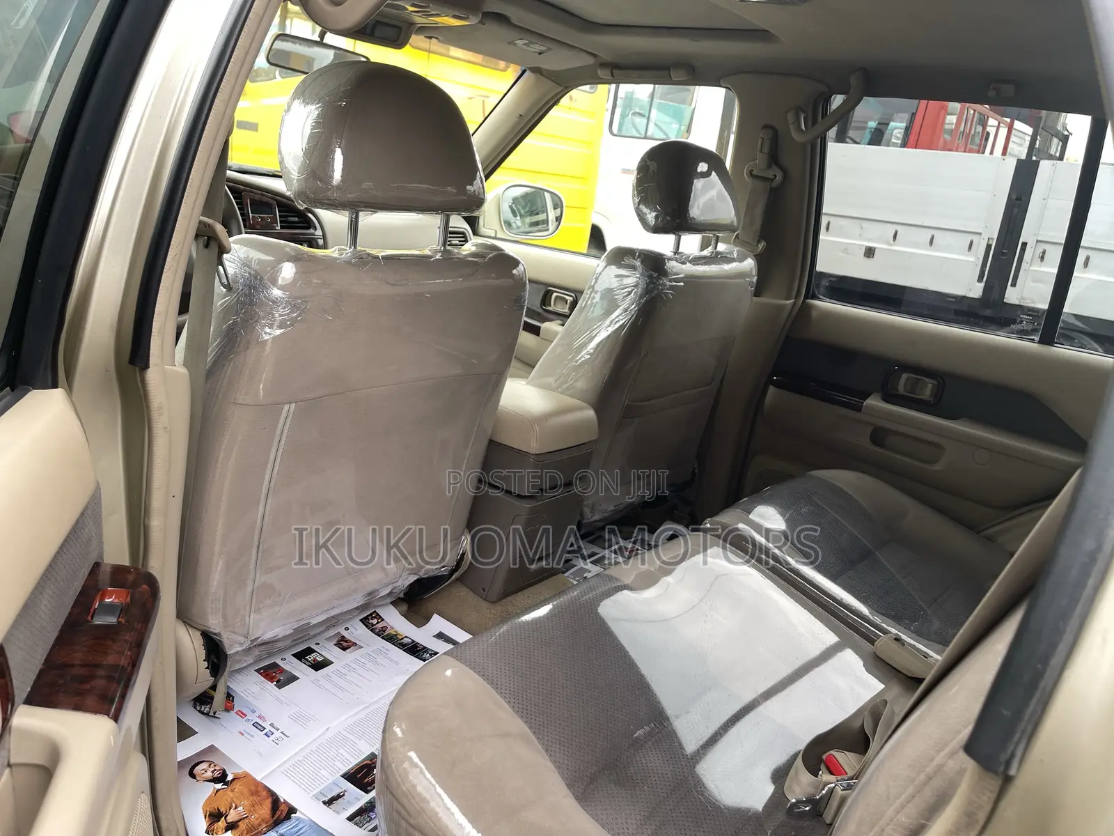 Nissan Pathfinder Automatic 2001 Gold
