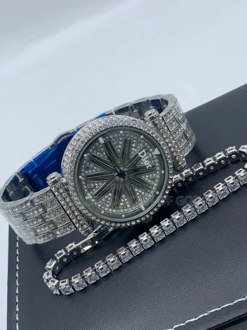 Quality and Sharp Dior Watch and Bracelet Set