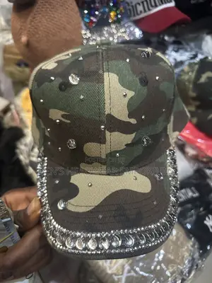 Army Kinda of Face Cap.