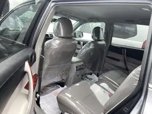 Toyota Highlander Limited 3.5l 4WD 2013 Gray