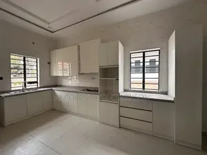 4bdrm Townhouse / Terrace in Aso Drive, Maitama for rent