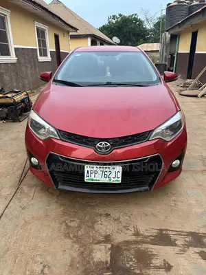 Toyota Corolla S Plus 4dr Sedan (1.8L 4cyl CVT) 2016 Red