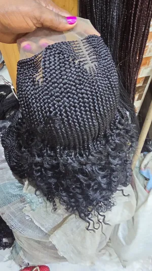 77 With Curls, 12 Inches