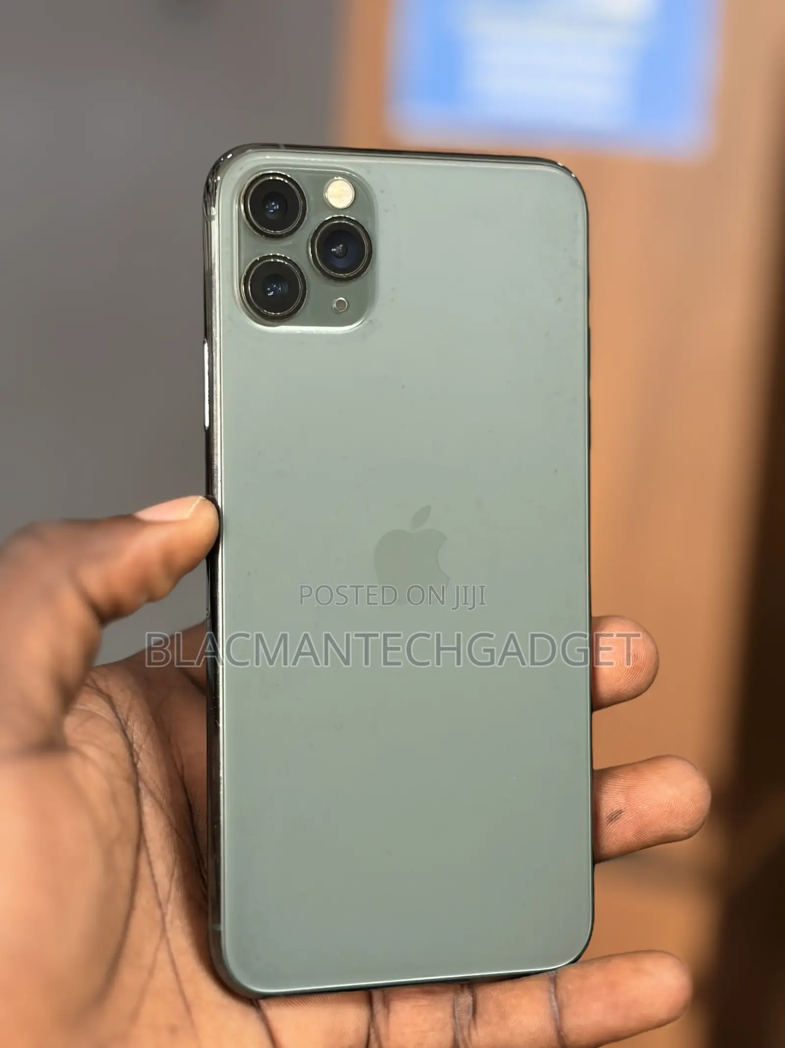 Apple iPhone 11 Pro Max 64 GB Green