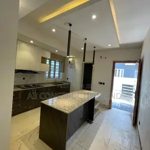 4bdrm Duplex in Carlton Gate Estates, Akobo for rent