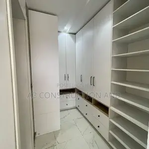4bdrm Duplex in Carlton Gate Estates, Akobo for rent