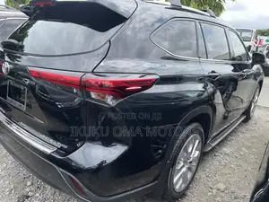 Toyota Highlander Limited 2021 Black