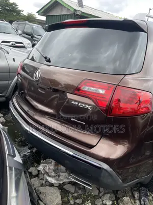 Acura MDX Technology Package SUV AWD (3.7L 6cyl 6A) 2011 Brown