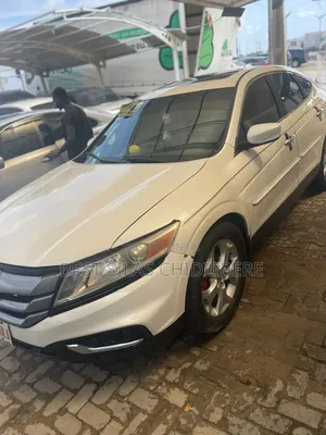 Honda Accord 2011 White