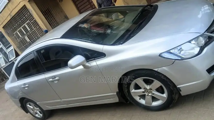 Honda Civic 2007 Silver