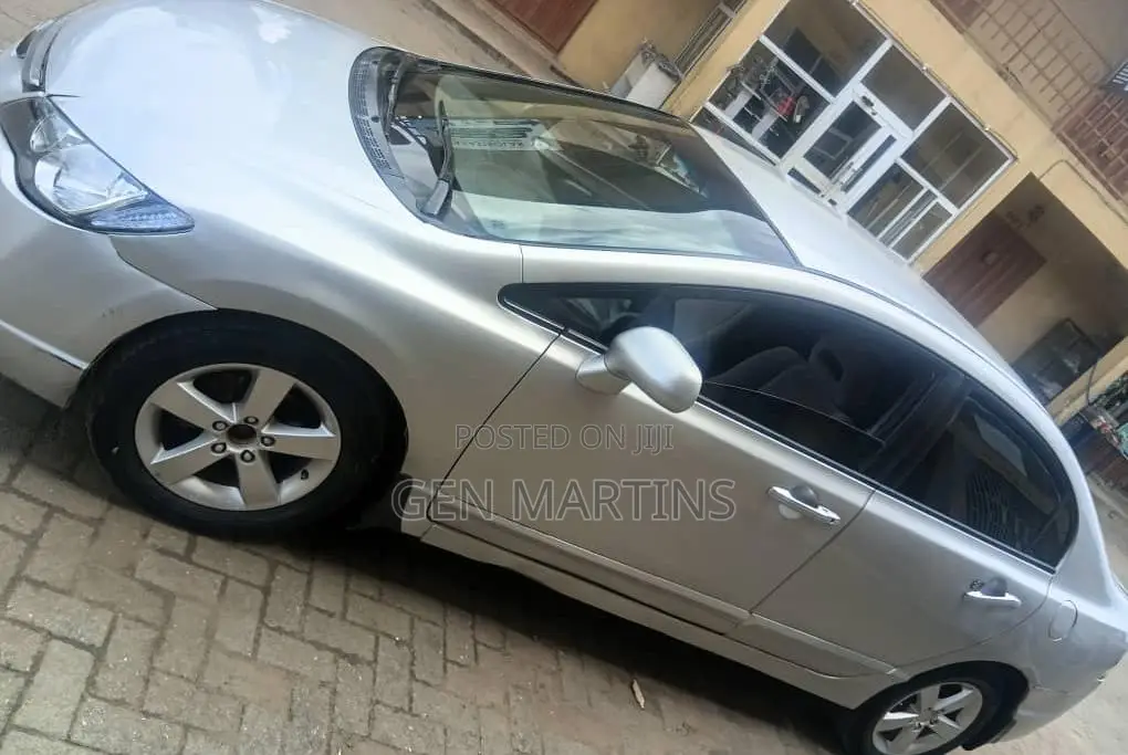 Honda Civic 2007 Silver