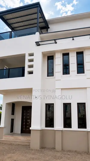 5bdrm Duplex in Obuagu Estate for sale