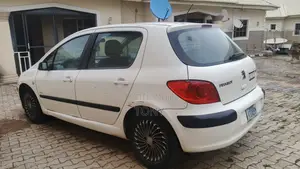 Peugeot 307 2008 White