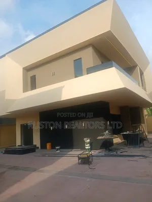 4bdrm Mansion in Ibadan for sale