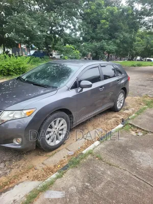 Toyota Venza 2010 Gray