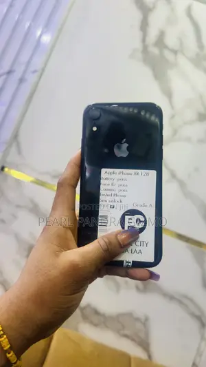 Apple iPhone XR 128 GB Black