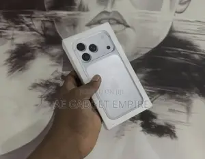 New Apple iPhone 17 Pro 256 GB White