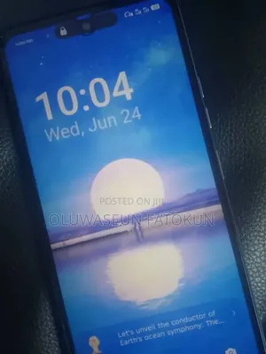Tecno Spark 40 128 GB Silver