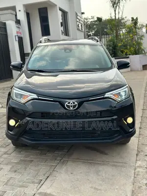Toyota RAV4 XLE 4dr SUV (2.5L 4cyl 6A) 2018 Black
