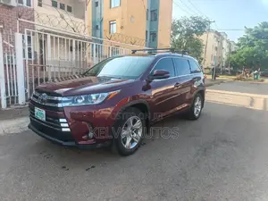 Toyota Highlander 2016 Red