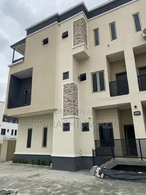 3bdrm Block of Flats in Queens Estate, Idu for rent