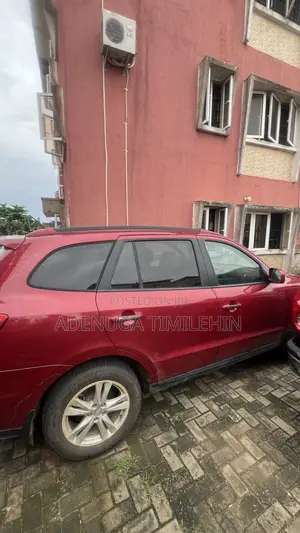 Hyundai Santa Fe Limited 2012 Red