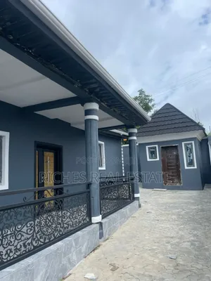 3bdrm Bungalow in Oluwo, Ibadan for rent