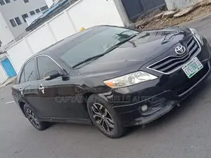 Toyota Camry SE 4dr Sedan (2.5L 4cyl 6AM) 2010 Black