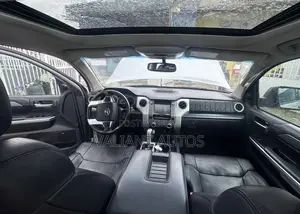 Toyota Tundra 2017 Silver