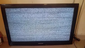 Samsung 32" Flat Soft Touch Button
