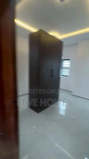 Furnished 2bdrm Block of Flats in Soluyi for rent