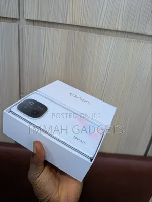 New Vivo Y200 512 GB