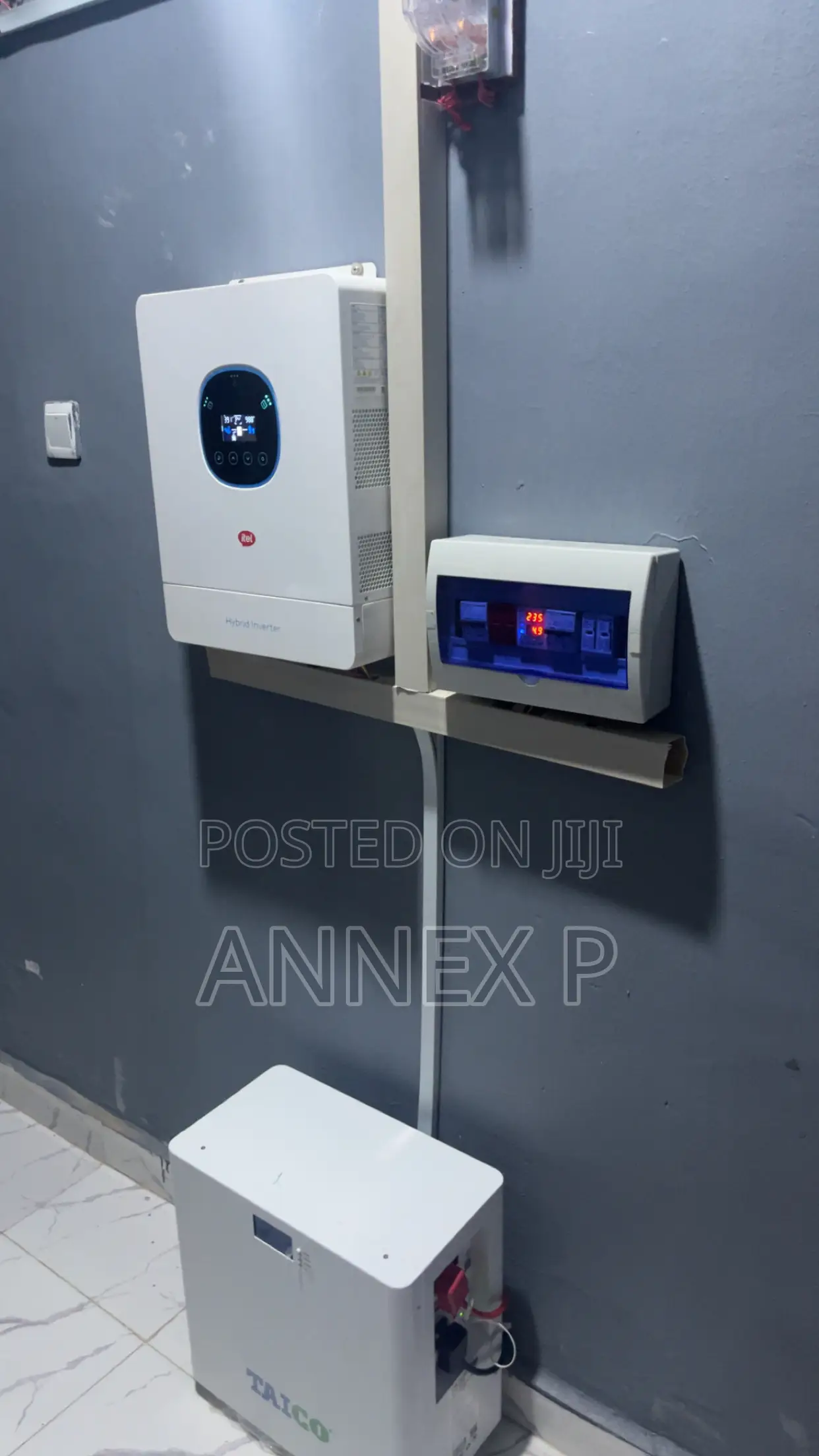 Solar Inverter Installer