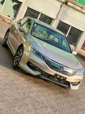Honda Accord 2016 Gold