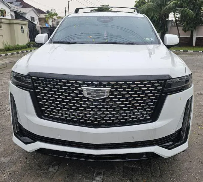 Cadillac Escalade ESV 2024 White