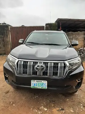 Toyota Land Cruiser Prado 2015 Black