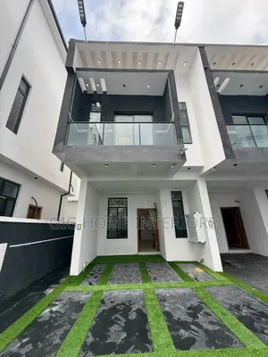 5bdrm Duplex in Lekky, Chevron for sale