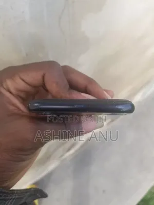 Apple iPhone XR 64 GB Black