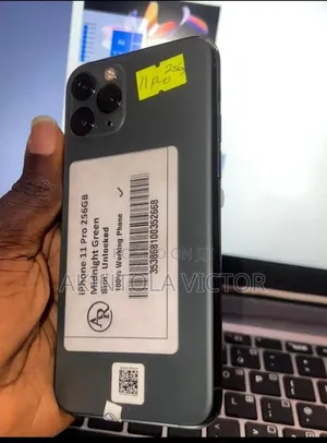 New Apple iPhone 11 Pro 256 GB Bronze