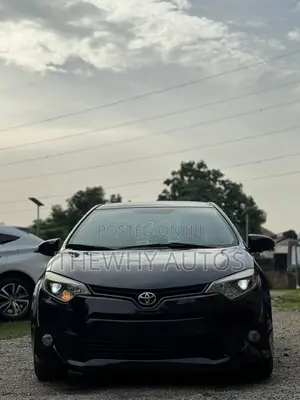 Toyota Corolla LE 4dr Sedan (1.8L 4cyl CVT) 2014 Black