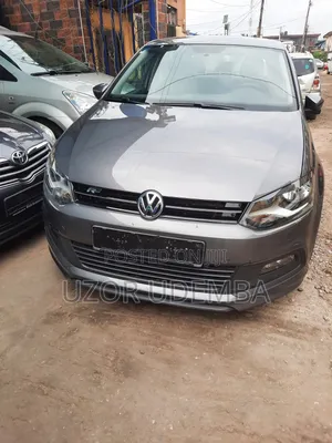 Volkswagen Polo 2016 Gray