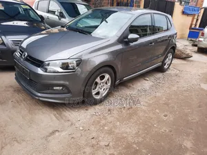 Volkswagen Polo 2016 Gray