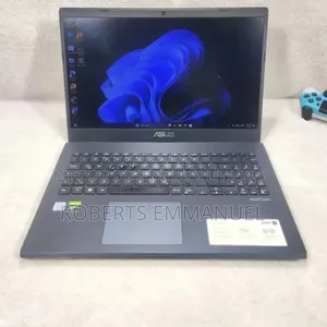 Laptop Asus Vivobook 17 8GB Intel Core i7 HDD+SSD 256GB