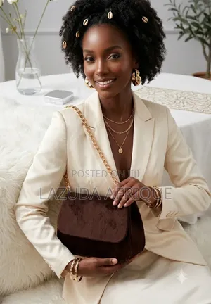 Simi Velvet Bag