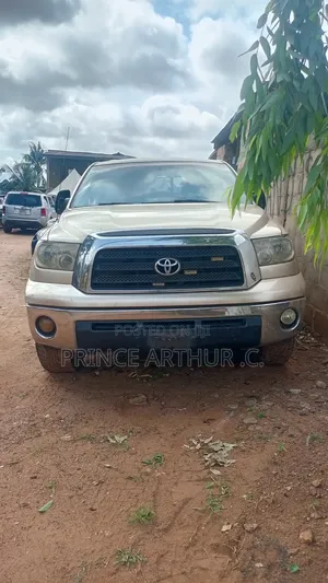 Toyota Tundra 2007 Gold