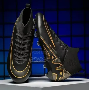 Professional Ultra Light Soccer Cleats for Soccer Field, High Top