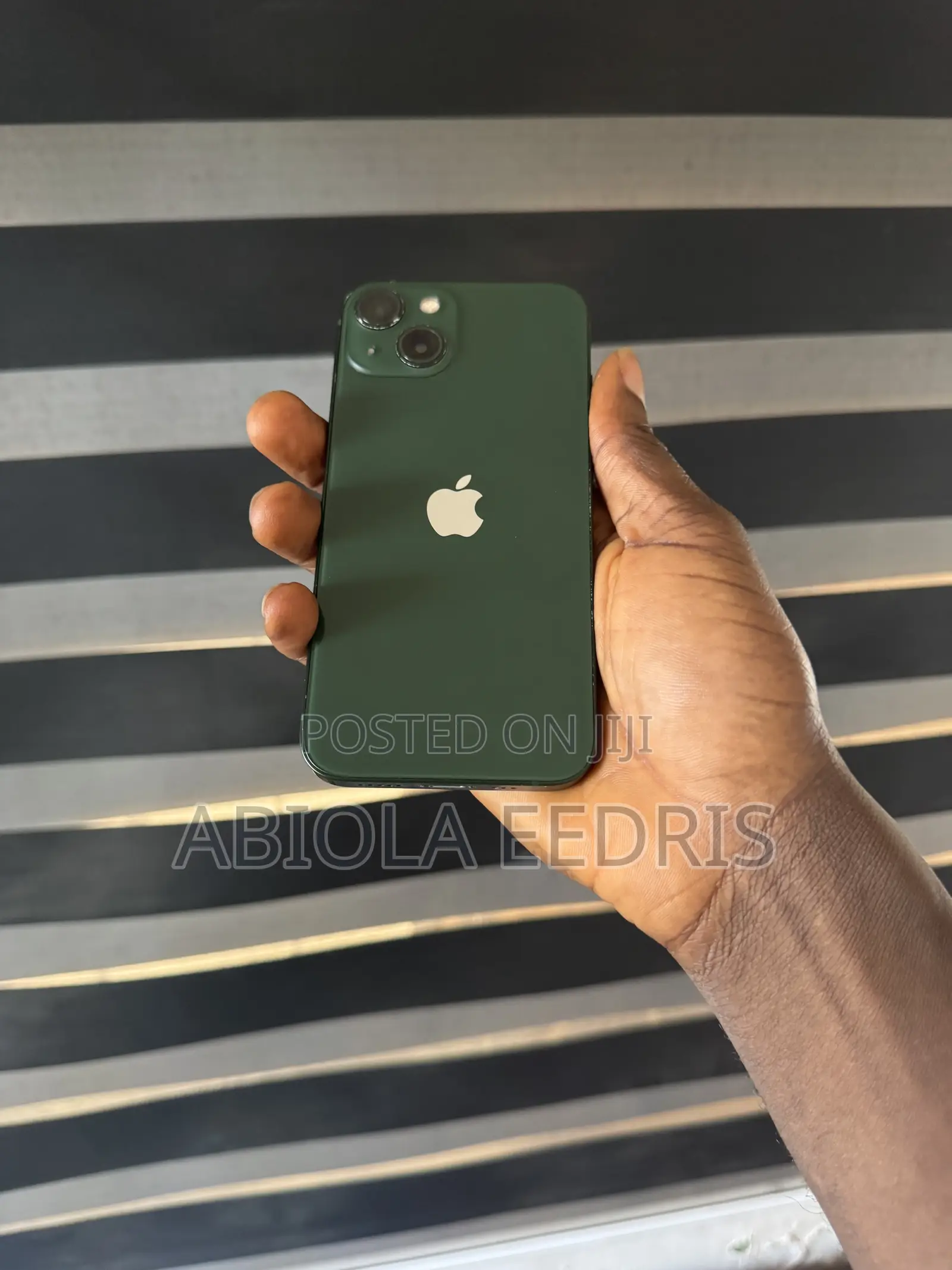 Apple iPhone 13 128 GB Green